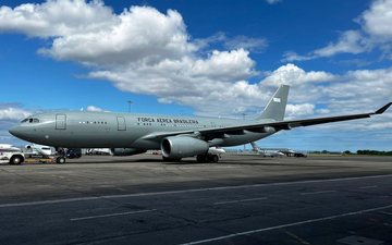 Primeiro KC-30 participou do desfile aéreo de 7 de setembro em Brasília e agora também está nos EUA - FAB
