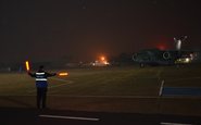 KC-390 da Embraer é equipado com sistema que permite à aeronave realizar operações de combate a incêndios - Divulgação