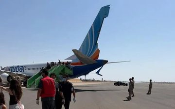 B38M flydubai