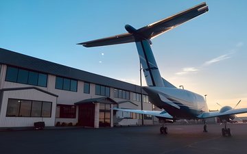 EUA assistem a consolidação de diversos FBO em redes nacionais de suporte - Freeman Holdings Group