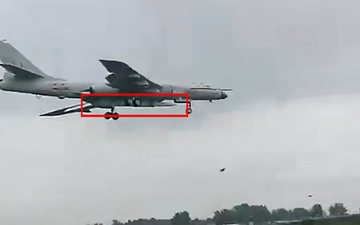 Imagem [com vídeo] Bombardeiro chinês é flagrado com míssil desconhecido