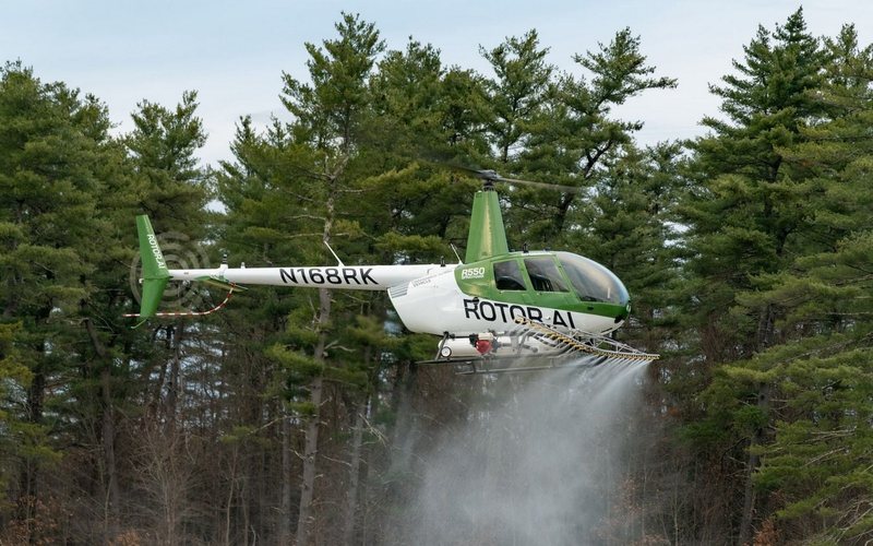 Helicóptero não-tripulado tem capacidade de transporte de 416 litros e cobre uma área de 97 hectares por hora - Divulgação