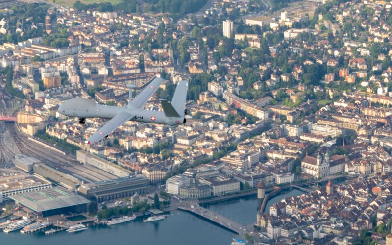 Ao todo, serão seis drones Hermes 900, atuando no pequeno país - Ministério da Defesa Suíço