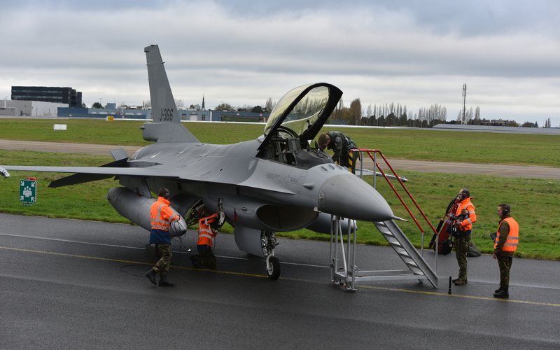 Entregas do F-16 fazem parte de um acordo anunciado no início de 2023 - Ministério da Defesa da Holanda