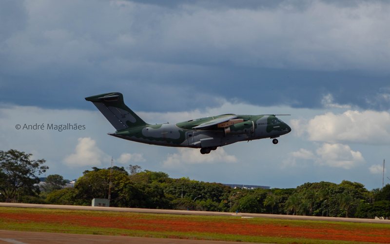 KC-390 tem uma capacidade de transportar até 23 toneladas das mais variadas cargas - AERO Magazine / André Magalhães