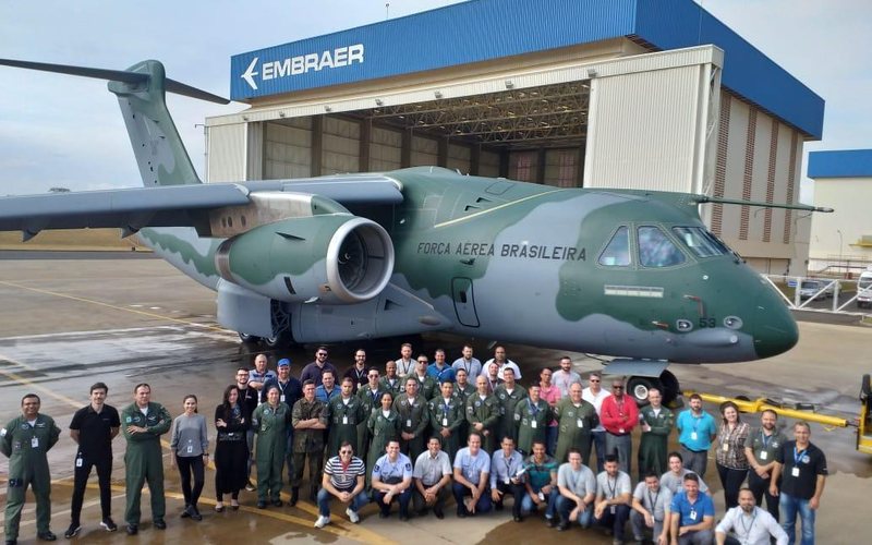 FAB recebe seu primeiro KC-390