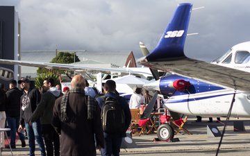 O evento contará com 144 expositores e 44 aeronaves - Divulgação