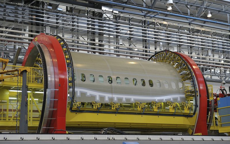 Leonardo é responsável pela produção de parte da fuselagem do 787 Dreamliner - Divulgação