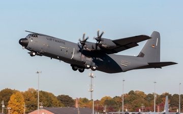 Imagem Primeiro C-130J Hercules da Alemanha realiza voo inaugural