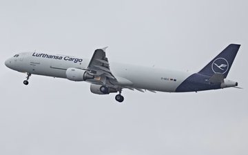 Avião matrícula D-AEUC permanece inativo - Lufthansa Cargo