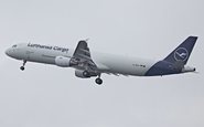 Avião matrícula D-AEUC permanece inativo - Lufthansa Cargo