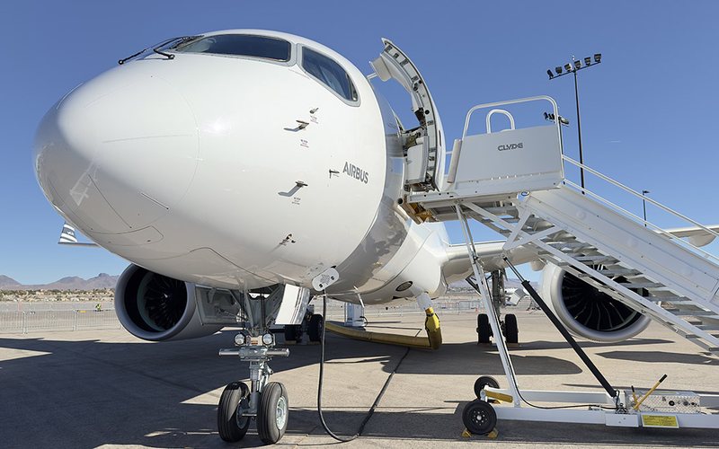 ACJ TwoTwenty é um jato executivo de longo alcance derivado do A220 e conta com cabine de 72 m2 - Edmundo Ubiratan