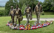 Esculturas de bronze homenageiam veteranos da Segunda Guerra e fortalecem laços entre EUA e França - American Airlines