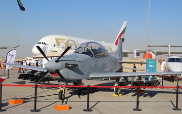 Imagem Novo caça leve com DNA brasileiro está presente no Dubai Air Show