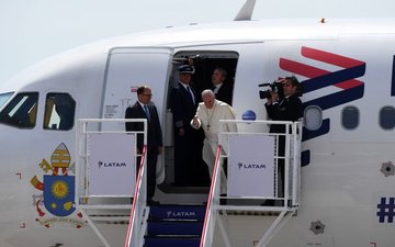 O Papa geralmente utiliza a companhia aérea do país visitado para os deslocamentos internos e para o retorno a Roma - Vatican News