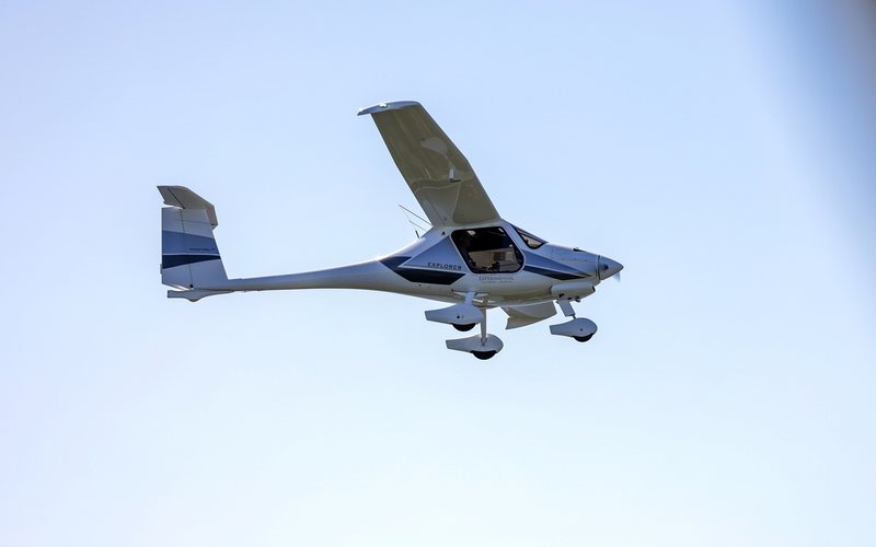 TFC Flight Training passa a combinar Explorer, Velis Electro e Cessna 152 em diferentes etapas da formação de pilotos - Textron