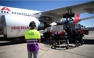Companhia aposta no uso de motores abastecidos com 45% de combustível sustentável em voos de longa distância - Divulgação