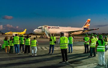 Evento de fotografia aeronáutica promoveu acesso ao pátio, interação com entusiastas e registros de aeronaves comerciais - Aena Brasil/Marco Pimentel