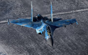 Força Aérea dos EUA coloca um Sukhoi Su-27 Flanker da Ucrânia em