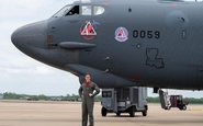 Vanessa Wilcox irá comandar importante esquadrão de bombardeiros dos EUA - USAF