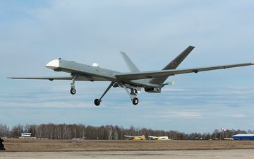 Orion é o principal UAV (drone) russo empregado no conflito com a Ucrânia - Via Twitter