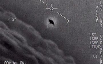Recentemente os Estados Unidos passaram a afirmar que seus caças perseguiram objetos estranhos nos céus - USAF