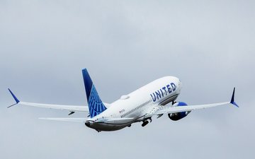 Boeing 737 MAX 8 decola rumo a Chicago - Divulgação