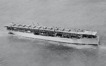 O USS Langley foi o primeiro porta-aviões da história e abriu um novo capítulo na aviação e na guerra moderna - Arquivo US Navy