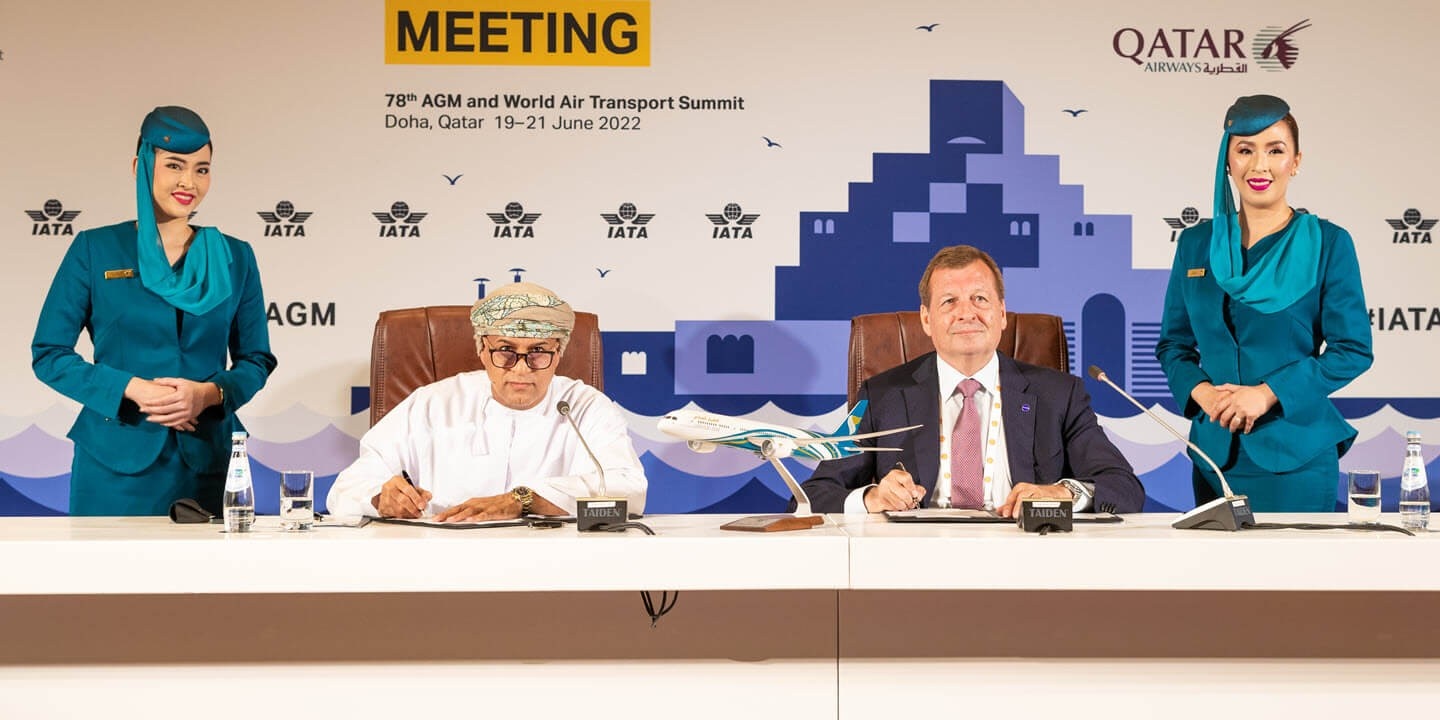 Assinatura da inclusão da Oman Air à OneWorld