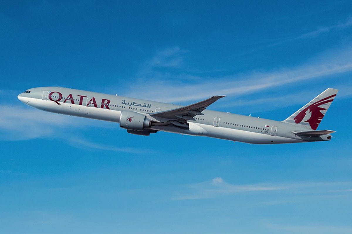 Qatar Airways homenageia Paris Saint-Germain em avião