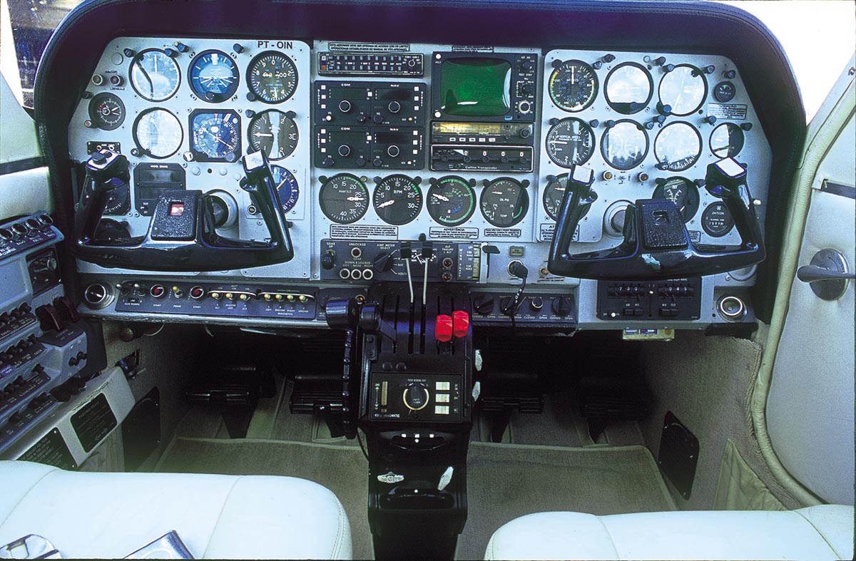 Cessna 310R Turbo Cockpit