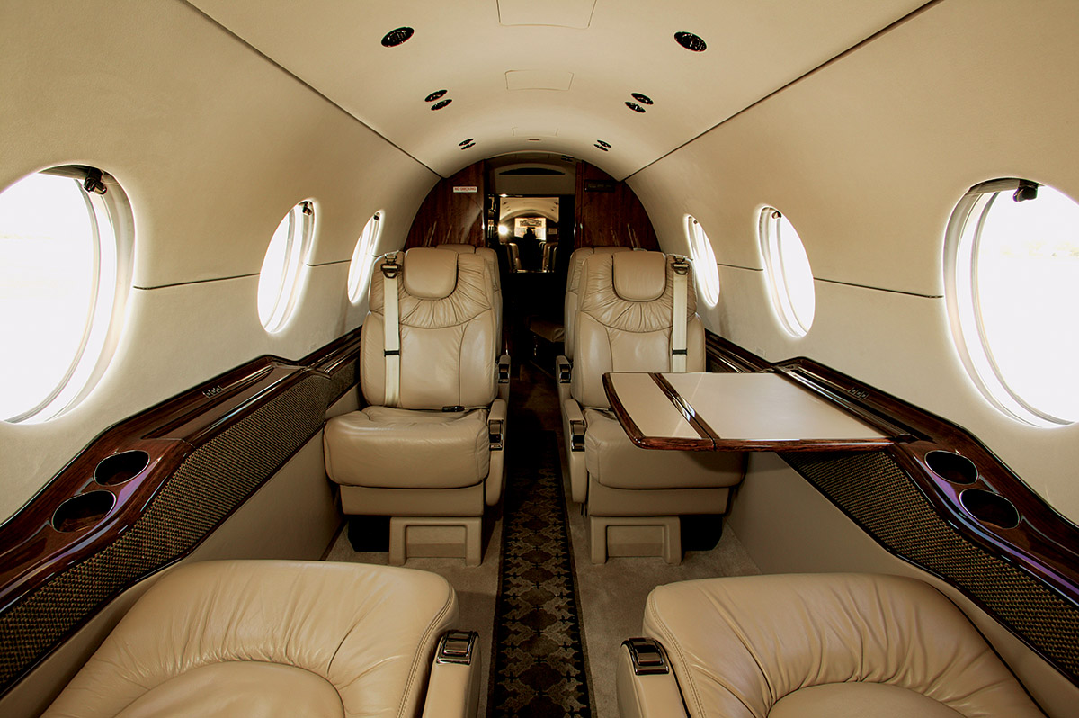 Hawker 400XP