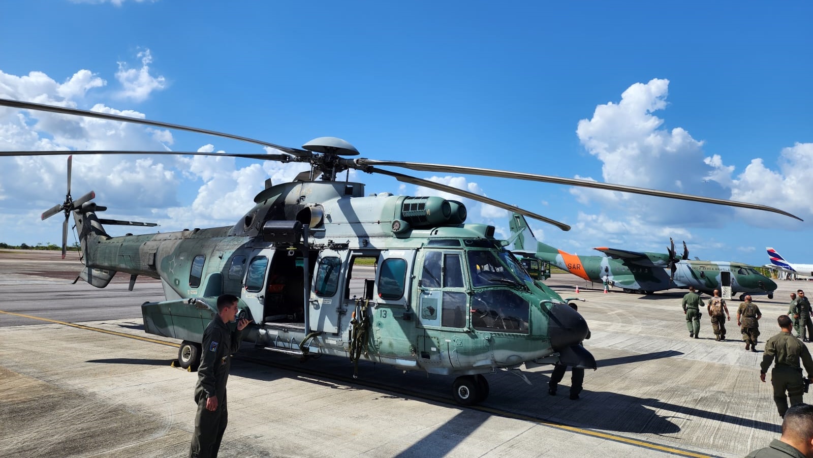 Tripulantes de helicóptero desaparecido foram resgatados pela FAB