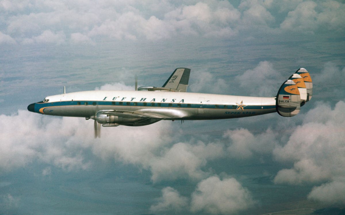 Super Constellation