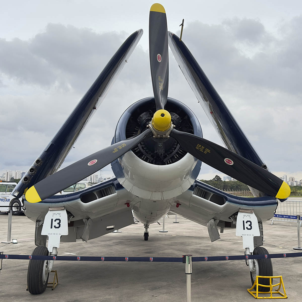 Corsair F4U