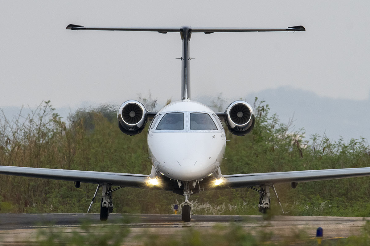Phenom 100
