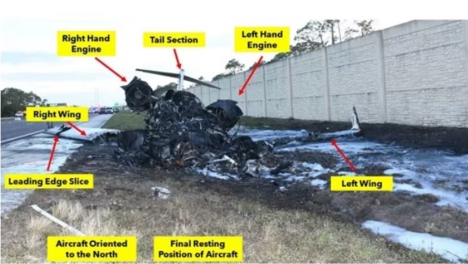 Destroços da aeronave durante a investigação