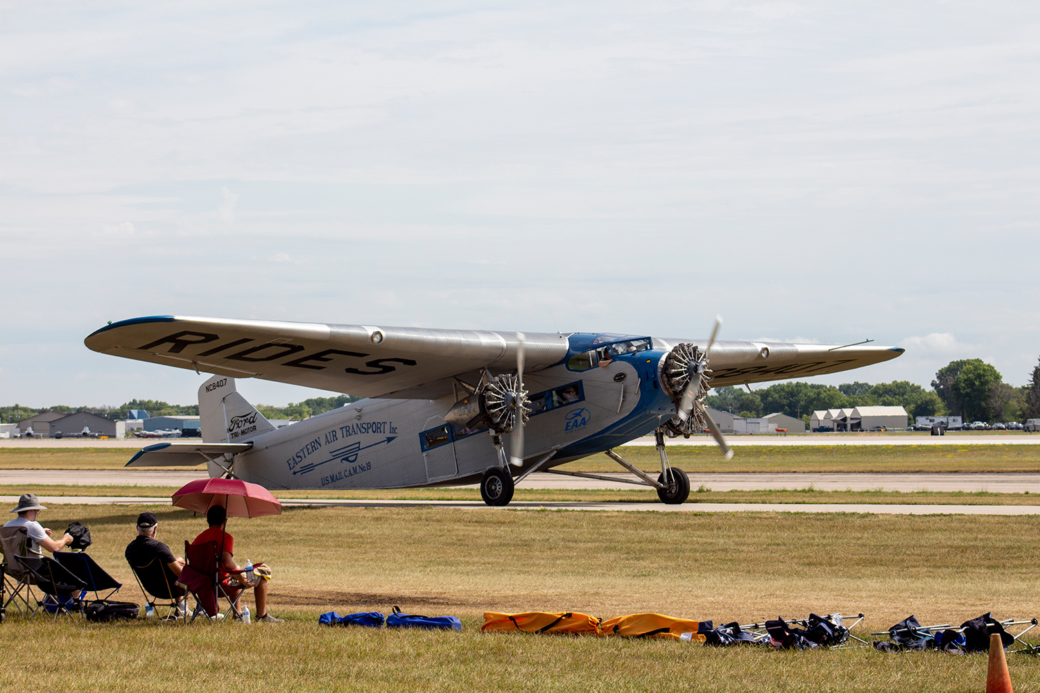 Ford Trimotor 4-AT