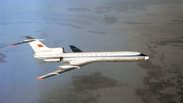 Tupolev Tu-142