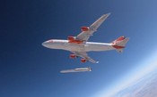 Foguete é lançado com sucesso de um Boeing 747
