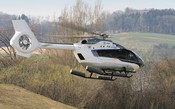 Helicóptero destinado a super iates