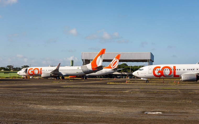 Boeing 737 da Gol estacionados no aeroporto de Salvador