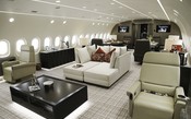 Voar em Boeing 787 de luxo custa R$ 387.000 por hora