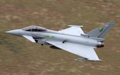 Caça inglês Eurofighter Typhoon abate drone hostil na Síria