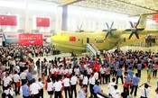 China apresenta o maior avião anfíbio do mundo 