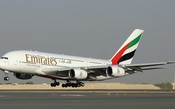 Emirates está chamando de volta até 100 pilotos