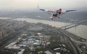 Coreia do Norte oferece voo de ultraleve sobre a capital do país